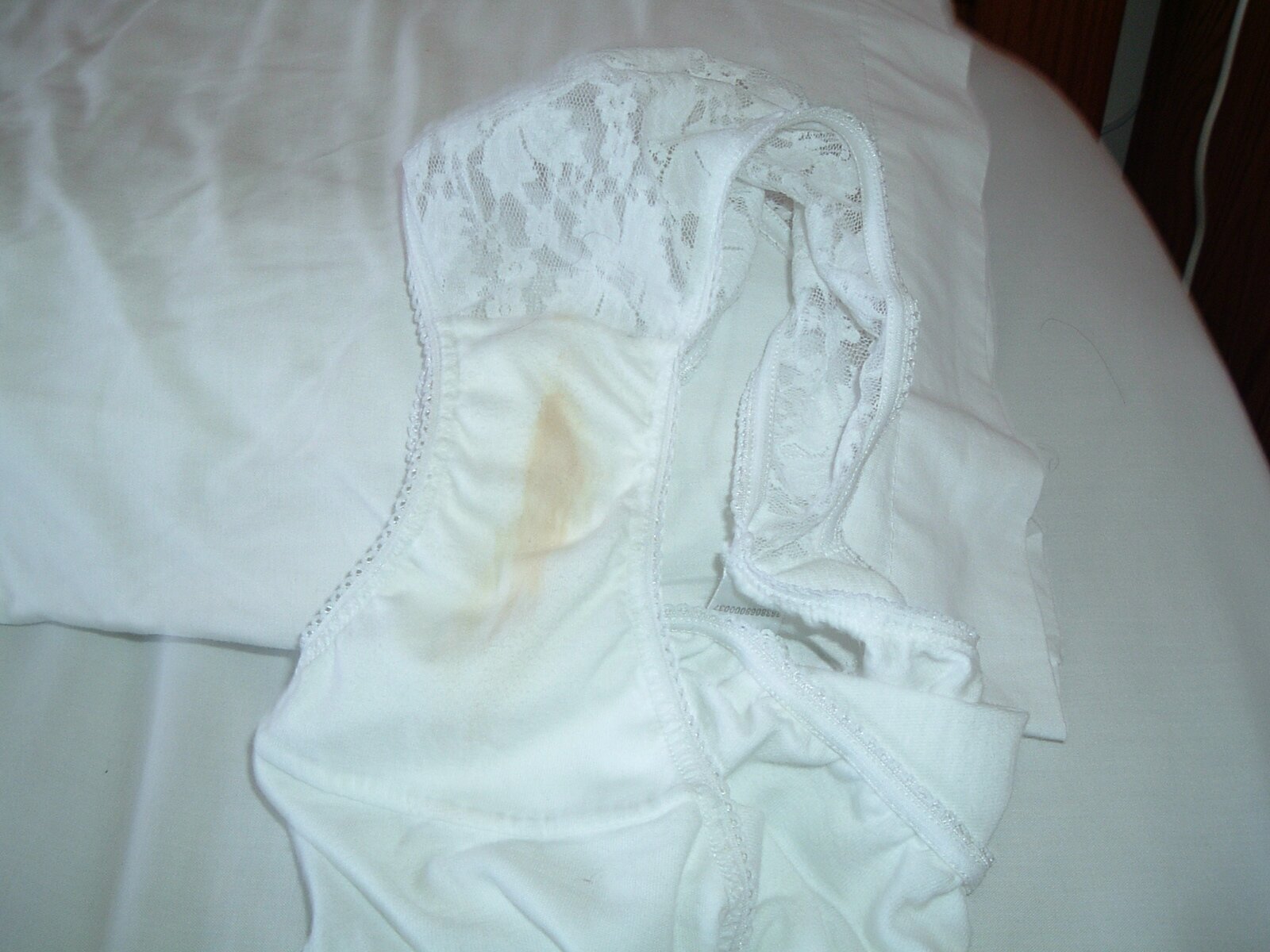 white pants stain 2.JPG